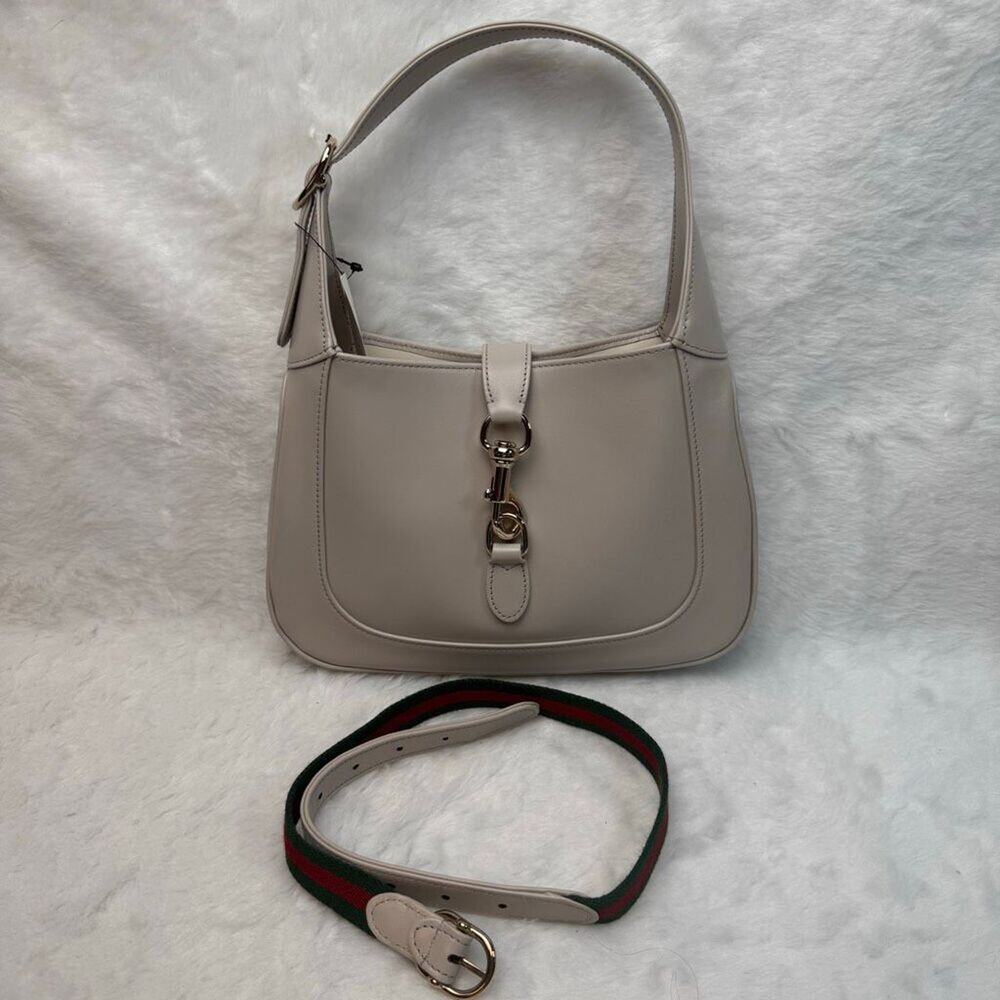 GUCCI Jackie Shoulder Bag - Picture 12 of 16